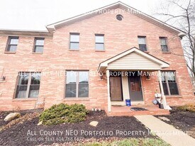 6477 Brookedge Ct in Dublin, OH - Building Photo