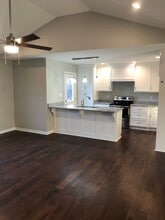 300 Clancey Ln, Unit 2104 in Fairview, TN - Foto de edificio - Building Photo