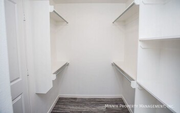 1924 Langford Ave-Unit -B in Lubbock, TX - Building Photo - Building Photo