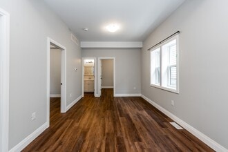 453 Wentworth St N in Hamilton, ON - Building Photo - Building Photo