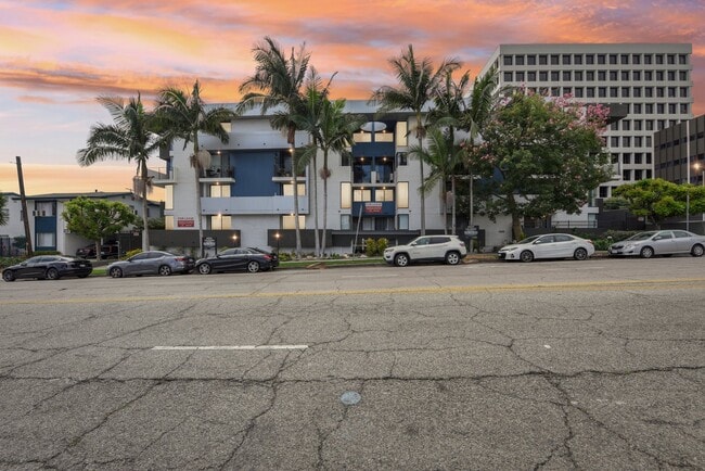 1223 Federal Ave
