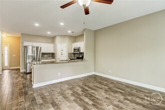 303 Ferguson Ln in Richmond Hill, GA - Building Photo - Building Photo