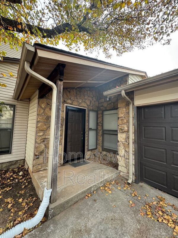 922 NW 116th Ct in Oklahoma City, OK - Building Photo - Building Photo