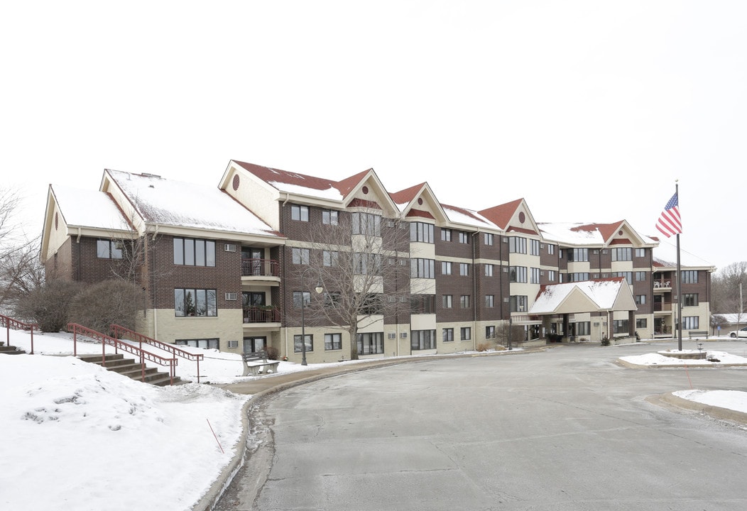 GracePointe Crossings (Senior 65+) in Cambridge, MN - Building Photo