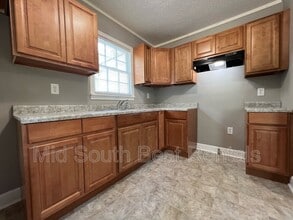 2261 Alameda Cove in Memphis, TN - Building Photo - Building Photo