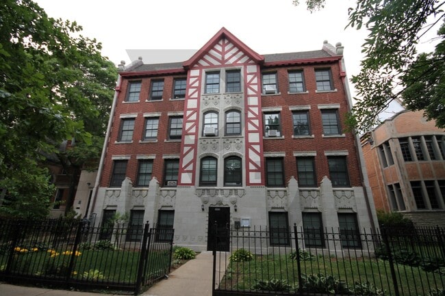 2423 N Kedzie Blvd, Unit #2430-314