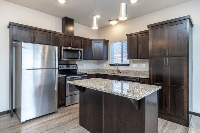 Falcon Heights Townhomes in Rochester, MN - Building Photo - Interior Photo