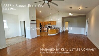 2837 N Bonnie Bell Cir in Wasilla, AK - Building Photo - Building Photo