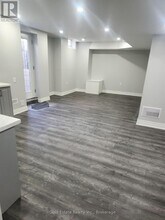 34 Pinestaff Rd in Brampton, ON - Building Photo - Building Photo