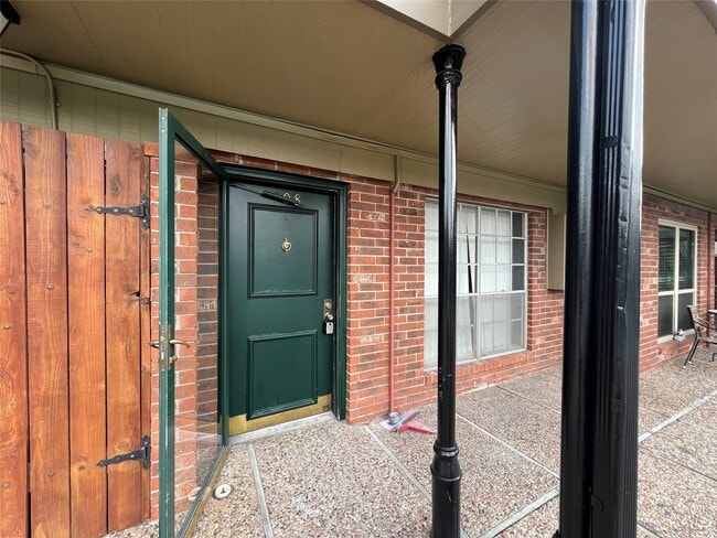 property at 11540 Chimney Rock Rd