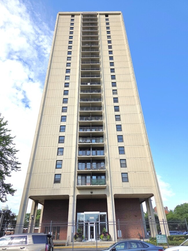 property at 3001 S Michigan Ave