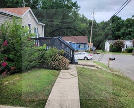 2717 Pine Ridge Dr in Nashville, TN - Building Photo - Building Photo
