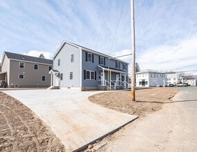 49 Katharine St in Westfield, MA - Building Photo - Building Photo