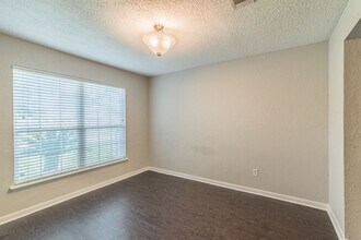 6722 Loch Bruceray Dr in Houston, TX - Building Photo - Building Photo