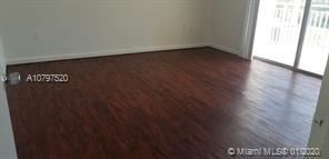 6950 NW 186th St in Hialeah, FL - Building Photo