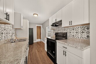 5711 Brady St in Houston, TX - Building Photo - Building Photo