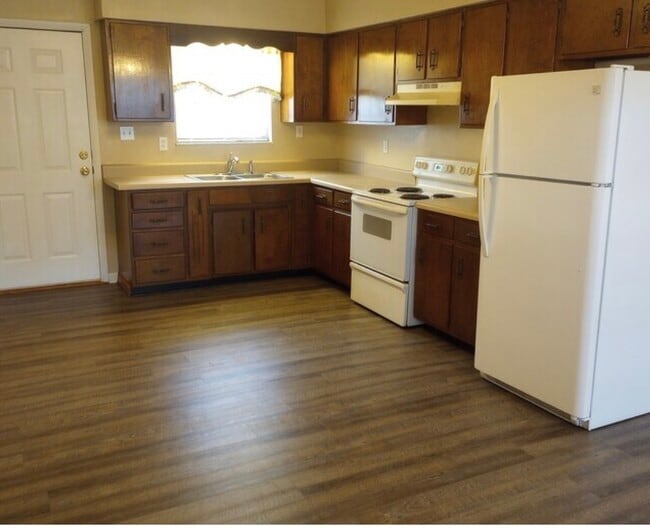 1029 Rowe St, Unit 1029 Rowe Street Unit 1 in New Tazewell, TN - Building Photo - Building Photo