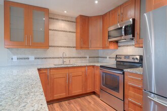 846 Patrick Henry Dr in Blacksburg, VA - Building Photo - Building Photo