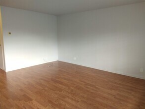 781 Farm Dr, Unit 3 in San Jose, CA - Building Photo - Building Photo