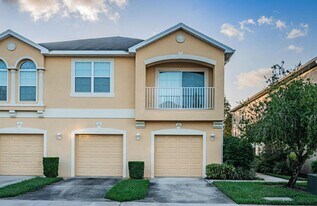 9013 Moonlit Meadows Loop in Riverview, FL - Building Photo
