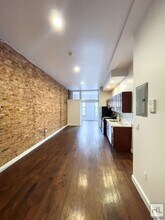 TOMPKINS AVENUE / Spacious 4-Bed 1-Bath in Brooklyn, NY - Foto de edificio - Building Photo
