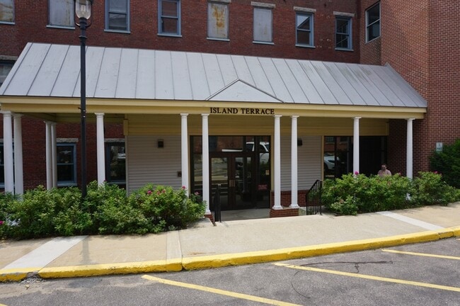 property at 638 Elm St