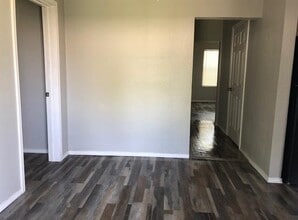 731 E Lowden St in Fort Worth, TX - Building Photo - Building Photo