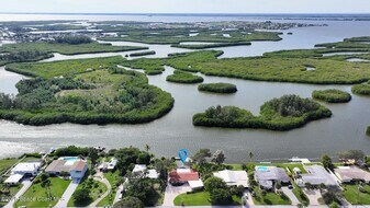 778 Nassau Rd in Cocoa Beach, FL - Building Photo