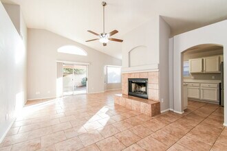 1917 E Marquette Dr in Gilbert, AZ - Building Photo - Building Photo