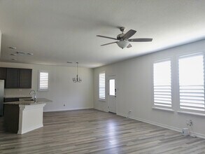 3865 Bentwood Way in New Braunfels, TX - Building Photo - Building Photo