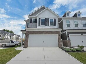 6582 Wheatly Rd in New Albany, OH - Building Photo - Building Photo