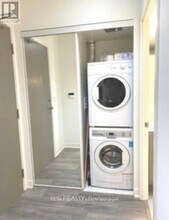 88 Harbour St in Toronto, ON - Building Photo - Building Photo