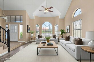 6121 E Saddleback St in Mesa, AZ - Building Photo - Building Photo