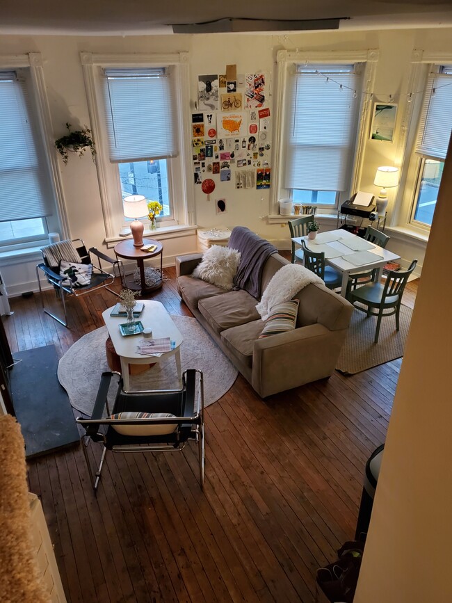 2207 K St NW in Washington, DC - Building Photo - Building Photo