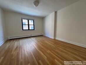 50 Harvard Ave, Unit 4 in Brookline, MA - Building Photo - Building Photo