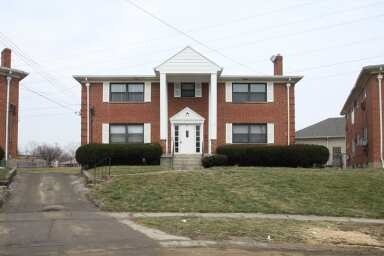 1604 Pelham Pl in Cincinnati, OH - Foto de edificio