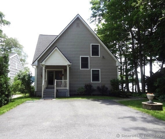 12 Westover Ln in Morris, CT - Building Photo - Building Photo