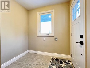 1403 Old Green Ln in East Gwillimbury, ON - Building Photo - Building Photo