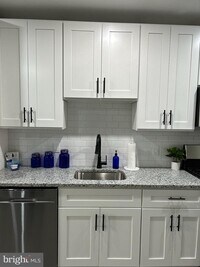 2549 Shields St photo'