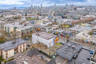 8 Broadway E in Vancouver, BC - Building Photo