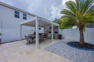 7126 Rockwood Rd in Jupiter, FL - Building Photo - Building Photo
