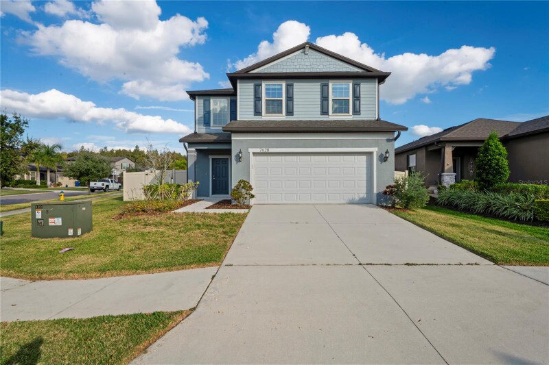 7628 Yale Harbor Dr in Wesley Chapel, FL - Building Photo