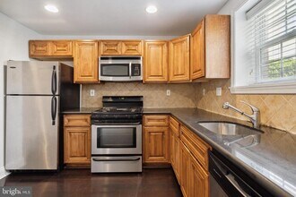 2205 League St in Philadelphia, PA - Building Photo - Building Photo