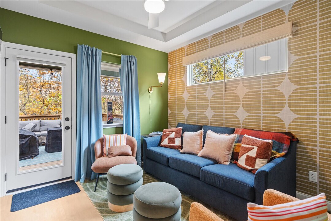 323 Kelly's Ferry Pl in Chattanooga, TN - Building Photo