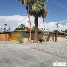 2260 E Terry Ln in Palm Springs, CA - Building Photo - Building Photo