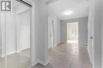 231 Darjeeling Ave in Ottawa, ON - Building Photo - Building Photo