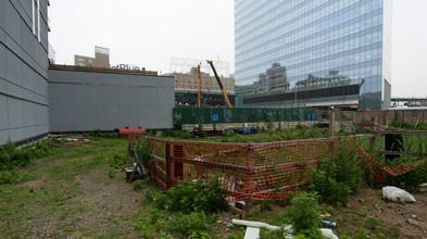 28 on 28th in Long Island City, NY - Building Photo - Building Photo