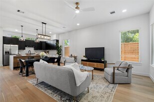 4108 Cortlandt St in Houston, TX - Building Photo