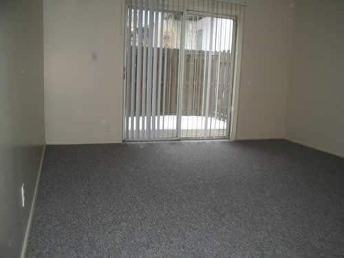 309 W Springfield Ave in Champaign, IL - Foto de edificio - Building Photo