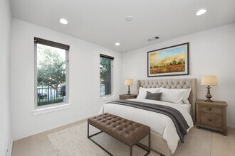 1315 Nagle St in Houston, TX - Building Photo - Building Photo